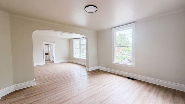 304 W Shannon Ave, Spokane, WA 99205