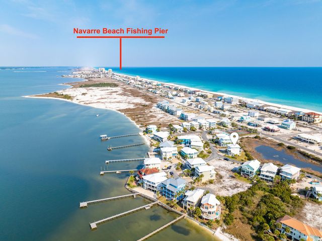 7665 Key West Drive, Navarre, FL 32566