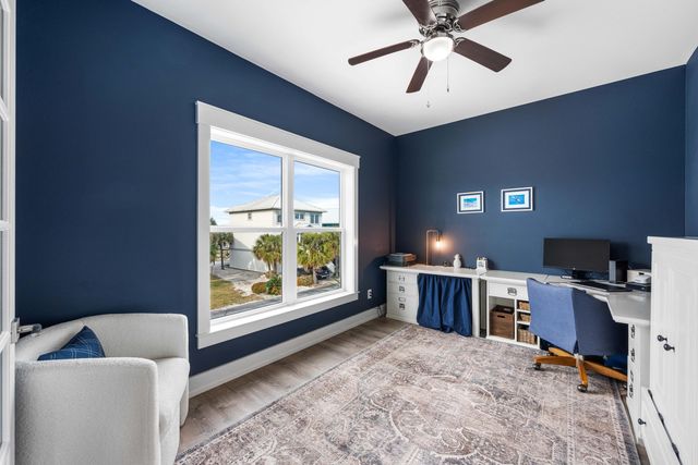 7665 Key West Drive, Navarre, FL 32566