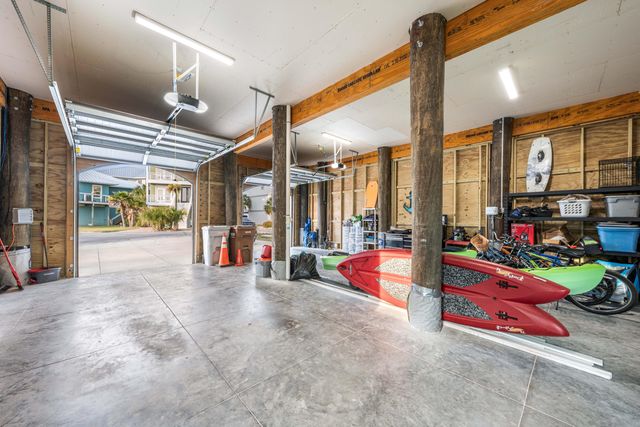 7665 Key West Drive, Navarre, FL 32566