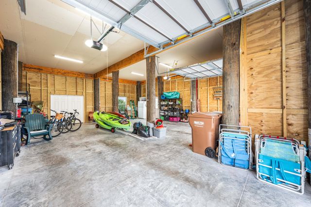 7665 Key West Drive, Navarre, FL 32566