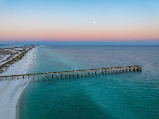 7665 Key West Drive, Navarre, FL 32566