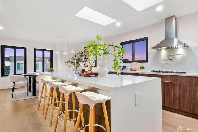 46 Wessix Court, Daly City, CA 94015