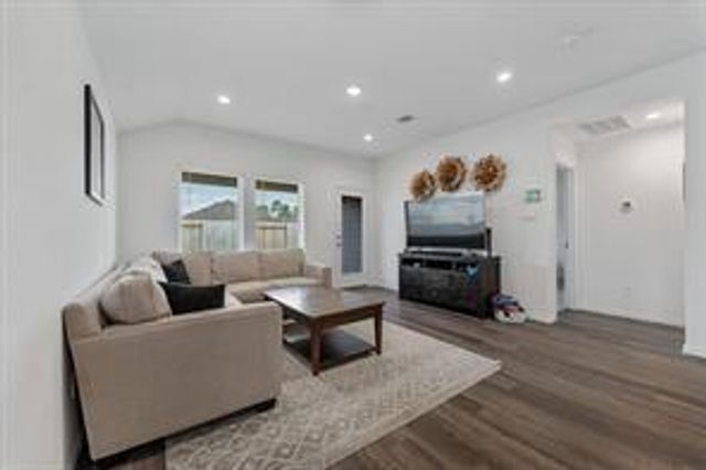 5231 Mossdale Bluff Lane, Spring, TX 77373