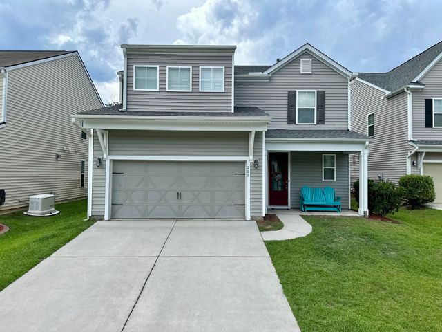 208 Roanoke Hill Court, Summerville, SC 29483