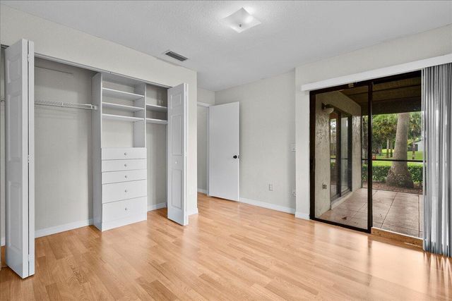 325 Pennington Court, Royal Palm Beach, FL 33411