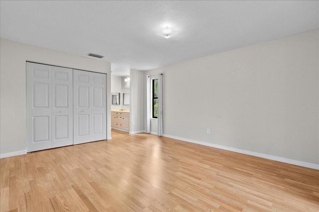 325 Pennington Court, Royal Palm Beach, FL 33411