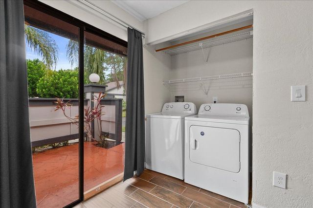 325 Pennington Court, Royal Palm Beach, FL 33411