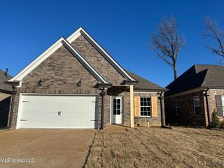 248 Flower Garden Drive, Southaven, MS 38671