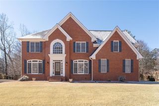 190 Red Hawk Trail, Alpharetta, GA 30022