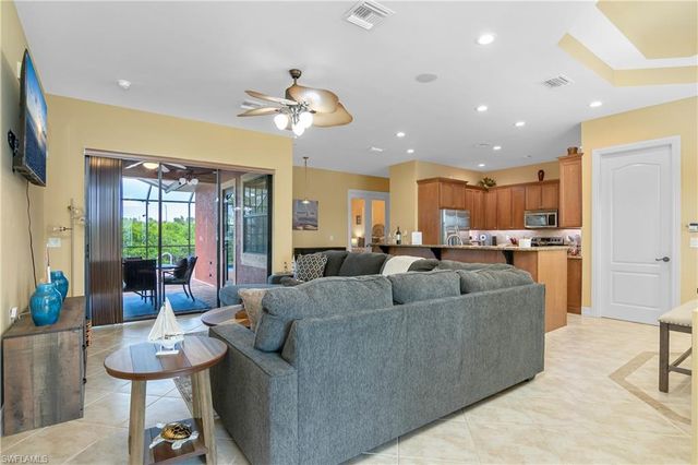 2169 NE 20th LN, Cape Coral, FL 33909