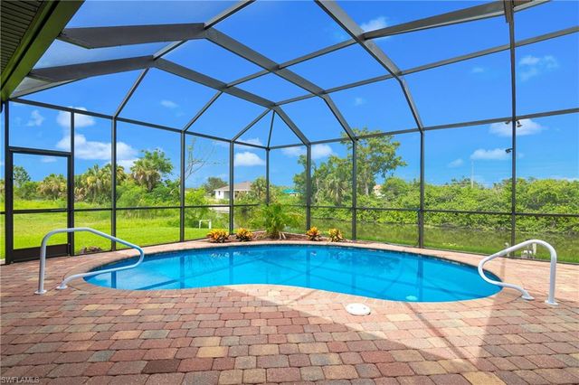 2169 NE 20th LN, Cape Coral, FL 33909