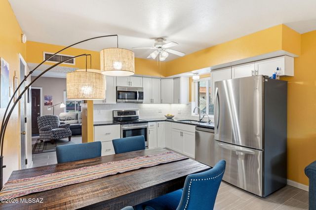 941 S Pantano Parkway, Tucson, AZ 85710