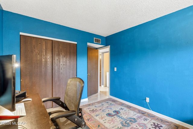 941 S Pantano Parkway, Tucson, AZ 85710