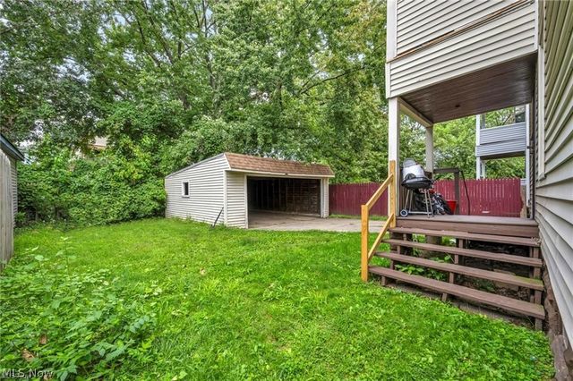 2822 Saratoga Avenue, Cleveland, OH 44109