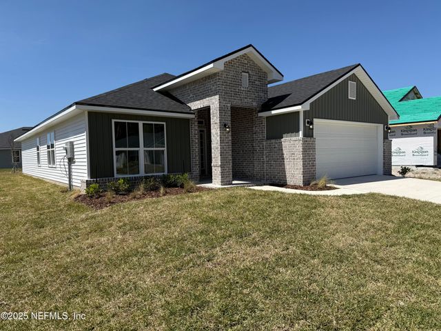 8284 HELMSLEY Boulevard, Jacksonville, FL 32219
