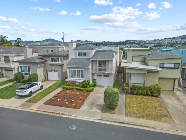 24 Westmont Drive, Daly City, CA 94015