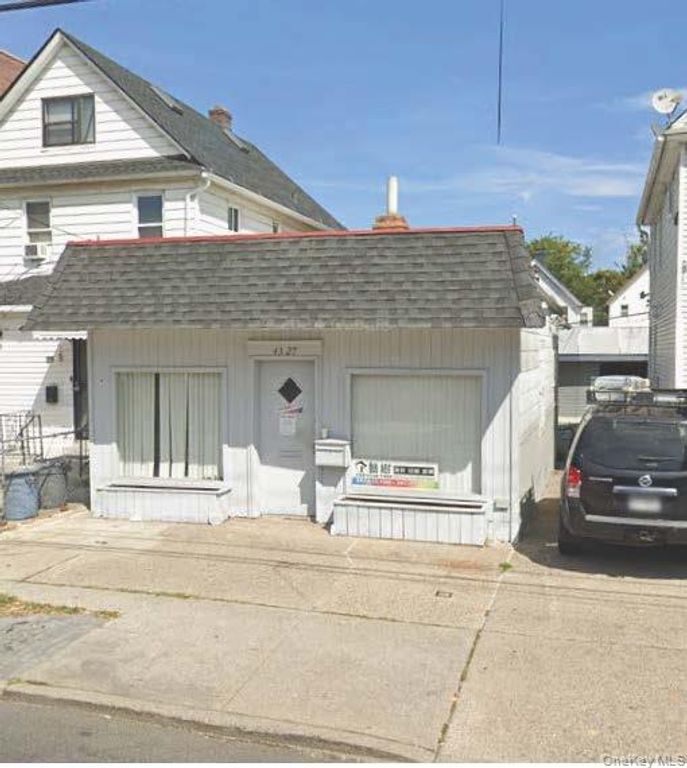 43-27 Bowne Street BB, Flushing, NY 11355 — exterior