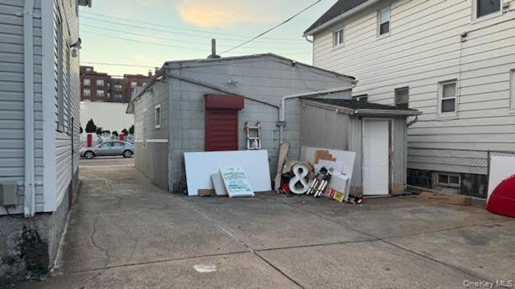 43-27 Bowne Street BB, Flushing, NY 11355 — photo 4