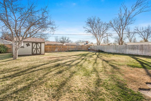 2534 Fir Street, Pampa, TX 79065