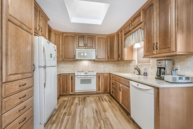 2534 Fir Street, Pampa, TX 79065