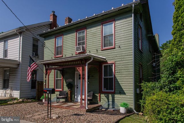 118 N PRINCE ST, Shippensburg, PA 17257