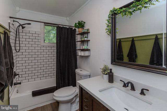 118 N PRINCE ST, Shippensburg, PA 17257