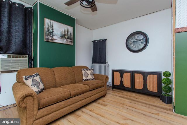 118 N PRINCE ST, Shippensburg, PA 17257