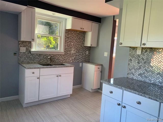 4800 Harvard Road, Detroit, MI 48224