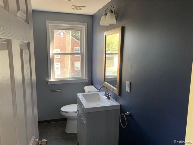 4800 Harvard Road, Detroit, MI 48224