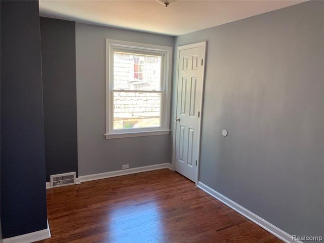 4800 Harvard Road, Detroit, MI 48224