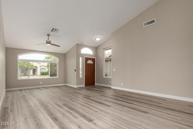 2319 E SAN TAN Drive, Gilbert, AZ 85296