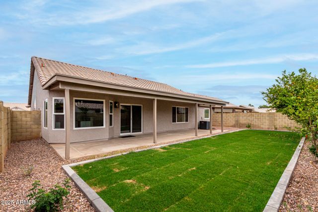 2319 E SAN TAN Drive, Gilbert, AZ 85296