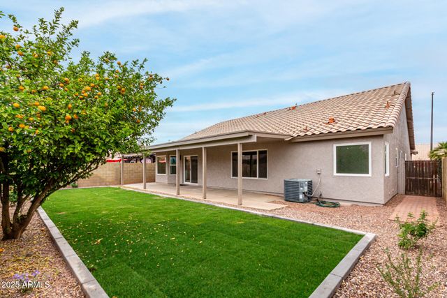 2319 E SAN TAN Drive, Gilbert, AZ 85296