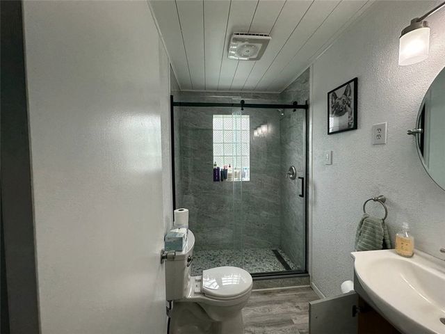904 Sandalwood Dr, City Of Greensburg, PA 15601