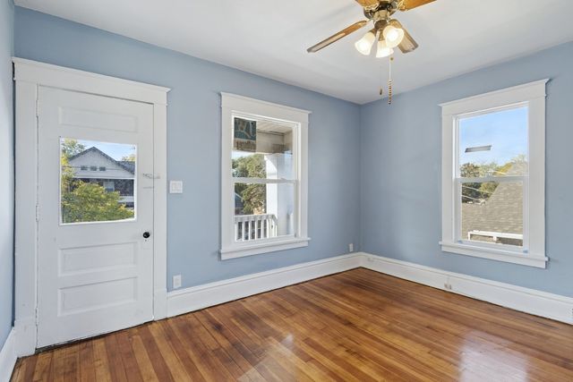 434 16th Avenue, Rockford, IL 61104