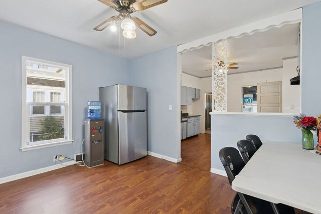 434 16th Avenue, Rockford, IL 61104