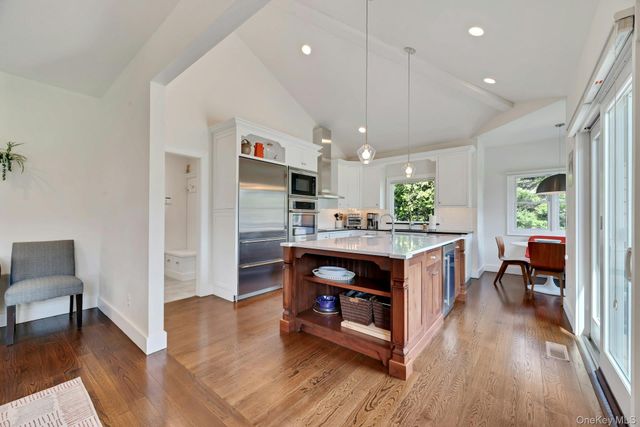 450 Sterling Woods Lane, Southold, NY 11971