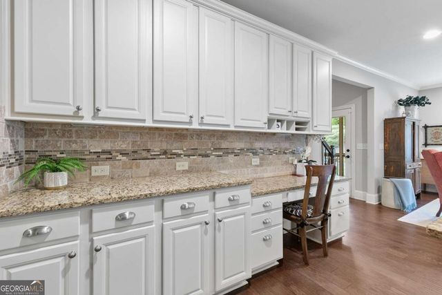 210 Millstone Parkway, Woodstock, GA 30188