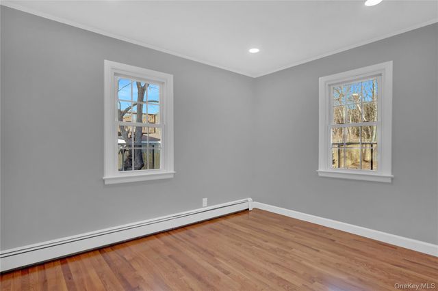 225 Norma Avenue, West Islip, NY 11795