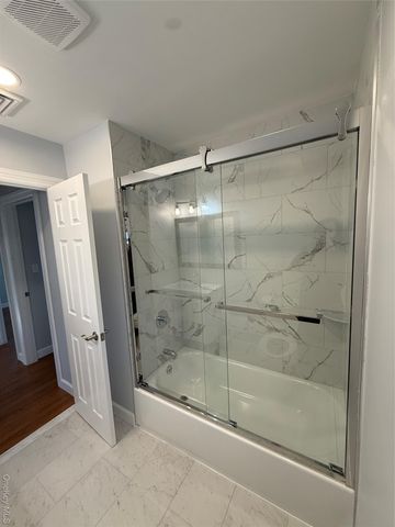 225 Norma Avenue, West Islip, NY 11795