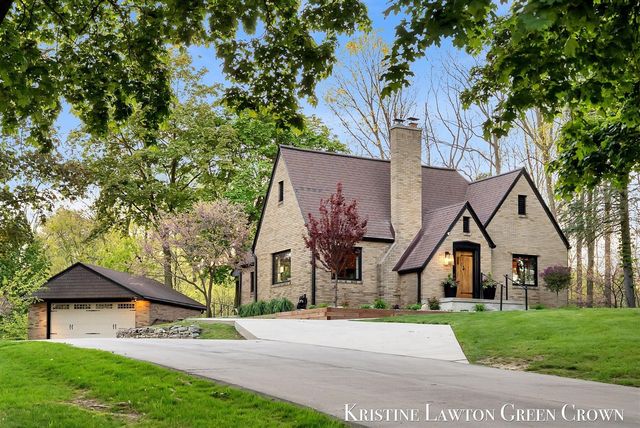 200 Greenridge Drive, Grand Rapids, MI 49544