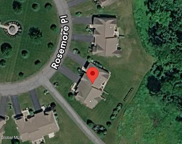 15 Rosemore Place, Halfmoon, NY 12118