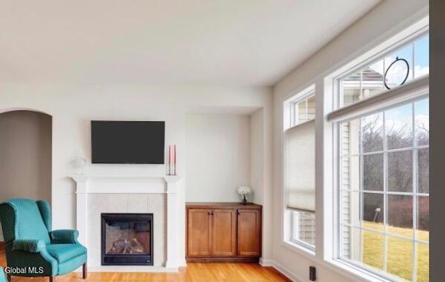 15 Rosemore Place, Halfmoon, NY 12118