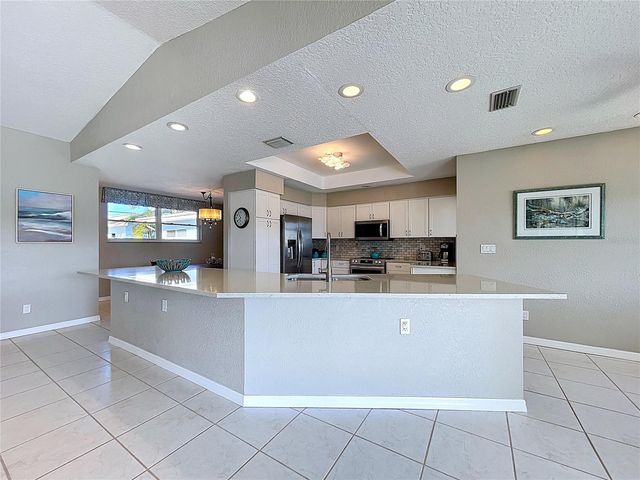 7711 BAYSHORE DRIVE, Treasure Island, FL 33706