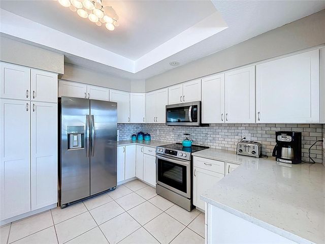 7711 BAYSHORE DRIVE, Treasure Island, FL 33706