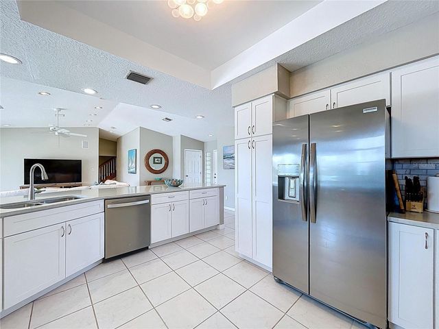 7711 BAYSHORE DRIVE, Treasure Island, FL 33706