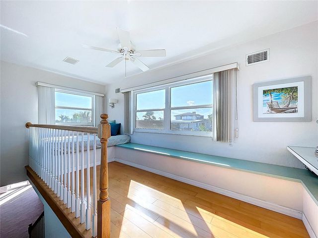 7711 BAYSHORE DRIVE, Treasure Island, FL 33706