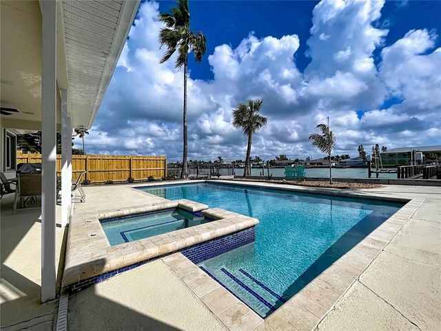 7711 BAYSHORE DRIVE, Treasure Island, FL 33706