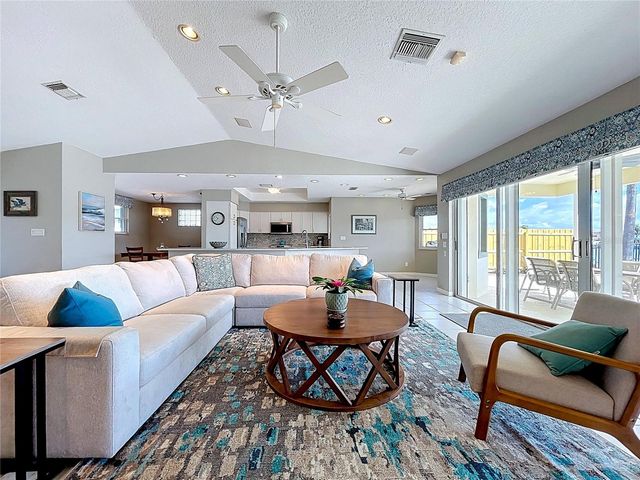 7711 BAYSHORE DRIVE, Treasure Island, FL 33706